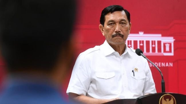 Luhut Sebut Apple Akan Dirikan Pusat AI di Solo dan Bali!